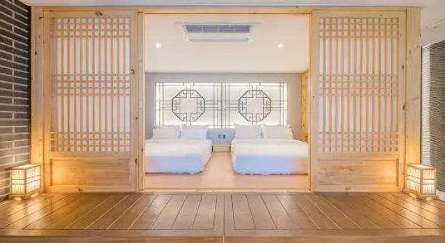 Люкс Royal Yeonhwamoon Hotel Byeonsan