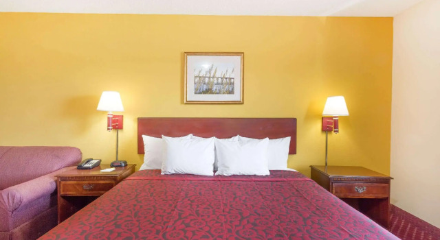 Двухместный номер Standard Days Inn by Wyndham Tappahannock
