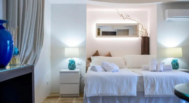 B&B Trulli Moonlight da Grace, Rezervați Bed and Breakfast Ostuni Valle d'Itria