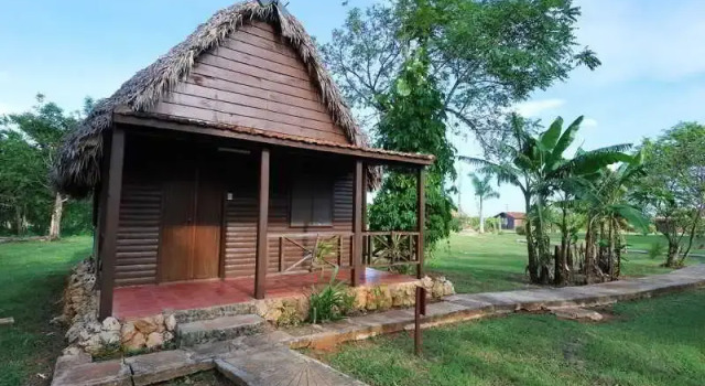 Batey Don Pedro, Book Hotel Hotels in Matanzas with Parking, Parking