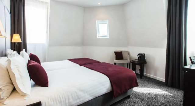 Двухместный номер Superior Hotel Park Lane Paris
