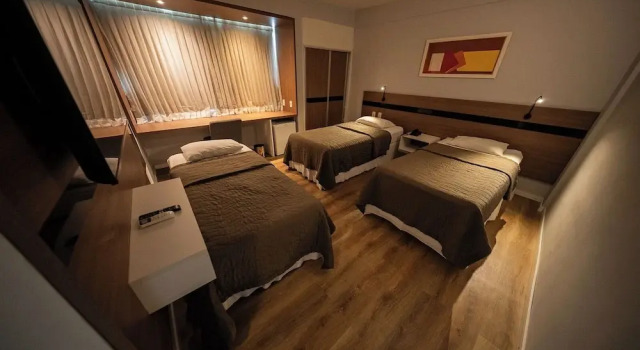 Трёхместный номер Deluxe Hotel Serrano