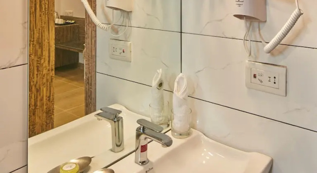 Номер Deluxe Regenta Inn