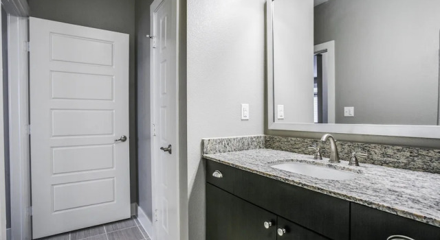 Апартаменты Frisco Furnished apts.