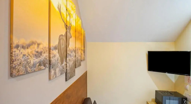 Четырёхместный номер Deluxe OYO Eastbank Hotel