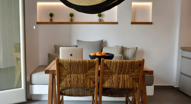 Northia Luxury Villas, Prenota Hotel Hotel a Paradisos con parcheggio, Parcheggio