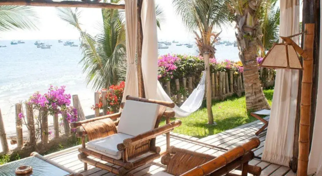 Бунгало с балконом и с красивым видом из окна Hotel Grandmare & Bungalows