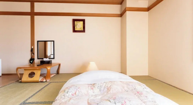 Номер Standard Omagari Empire Hotel