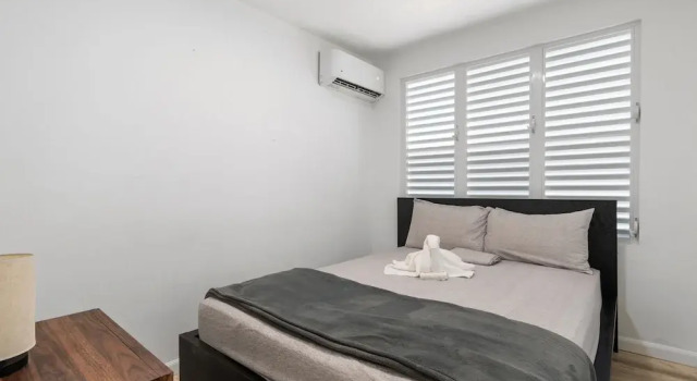 Cozy Flat Two Sleeping Areas Full-size bed, Reserva ahora Apartamento Hoteles en Ceiba con aparcamiento, Aparcamiento