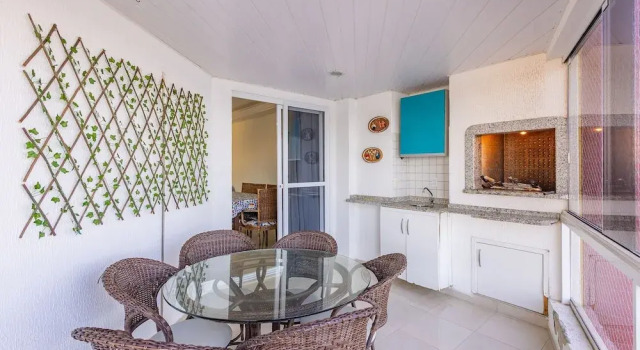 Charming Sea View Apt in Porto Belo Rcs701