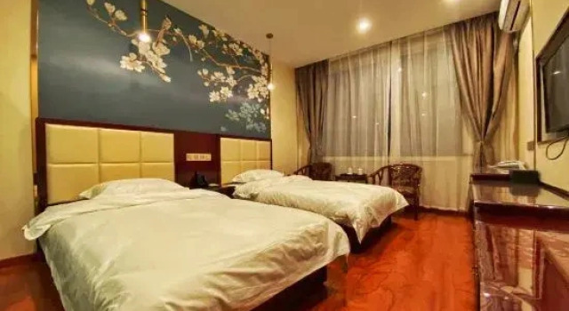 Двухместный номер Standard Lingqiu Jindu Hotel