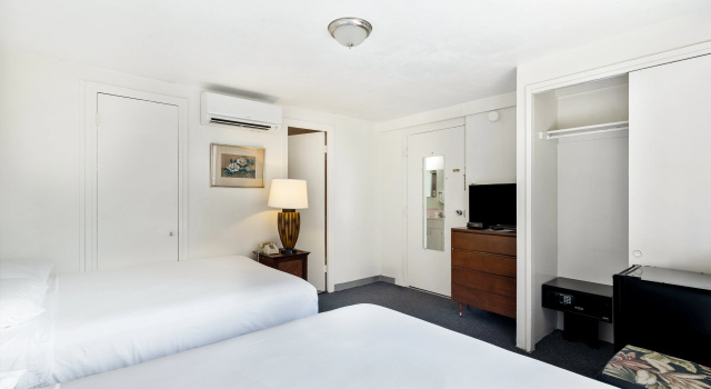 Royal Grove Waikiki