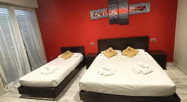Трёхместный номер Deluxe с балконом Millaenya Inn