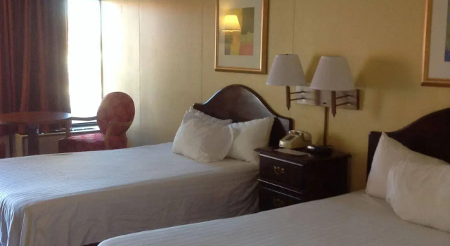 Astoria Hotel West, Prenota Hotel Danville Virginia