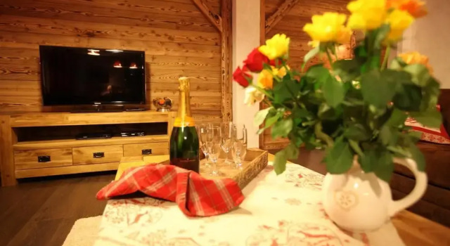 LES Chalets D'adrien N°2 : 3 Pièces 6 Personnes / 3 Rooms 6 People, Забронировать Шале Виллы Овернь-Рона-Альпы, Вилла