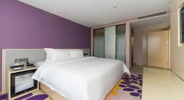 Люкс Deluxe Lavande Hotel (Dongguan nanchengXiping Metro Station)