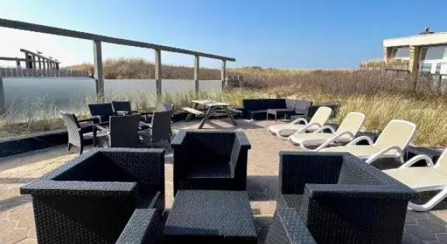 Neptunus Appartementen, Забронировать Отель Берген Noord-Kennemerland, рядом с Zee-aquarium Bergen aan Zee