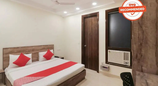 Flagship Near Artemis Hospital Near Bestech Central Square Mall, Varaa Hotelli Gurgaon 