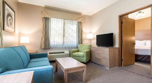 Двухместный люкс Quality Inn & Suites Bainbridge Island