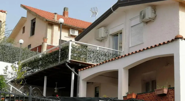 Коттедж Villetta sul mare in residence