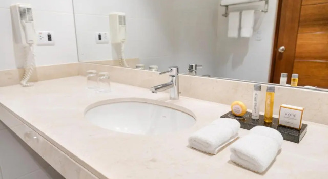 Полулюкс Wyndham Costa del Sol Pucallpa