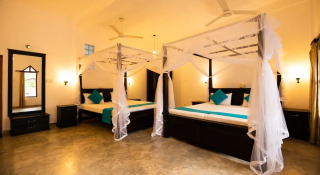 Номер Standard International Beach Hotel & Restaurant