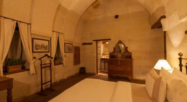 Люкс Cronos Cappadocia Cave Hotel