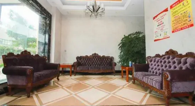Shaoxing Moning Pinshe Hotel (Lu Xun Hometown), Prenota Hotel Hotel a Shaoxing con parcheggio, Parcheggio