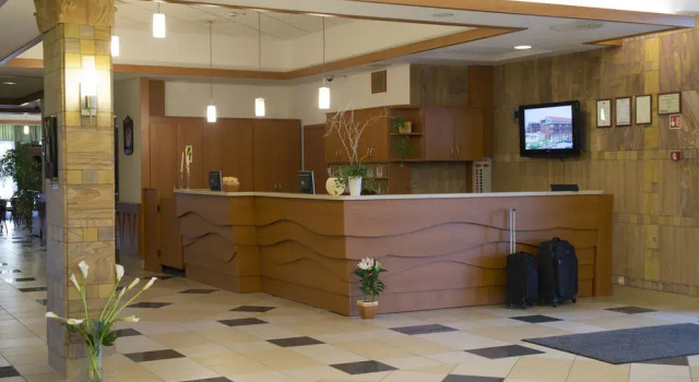 Aquarell Hotel, Varaa Hotelli Cegled Budapest