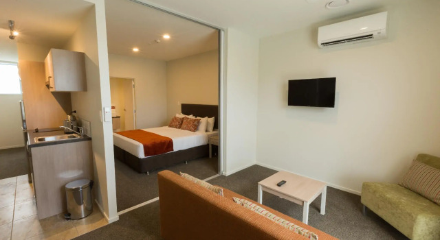 Апартаменты c 1 комнатой Ramada Suites by Wyndham Christchurch City