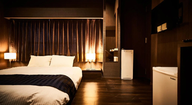 Хостел &And Hostel Hommachi East