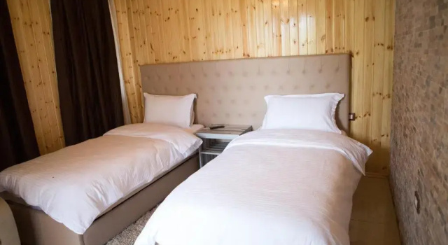 Трёхместный номер Standard с балконом Buna Park Hotel