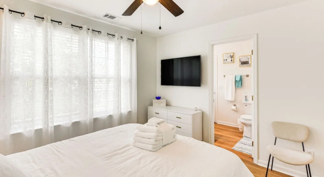 Коттедж Charming Bluffton Home w/ Yard ~ 3 Mi to Beaches!