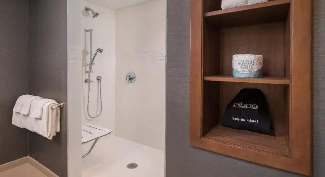 Люкс Residence Inn by Marriott Baltimore at The Johns Hopkins Medical Campus