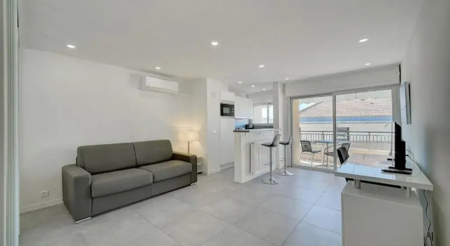 Студия Studio Moderne ET Renove A 2MN Croisette A0b166