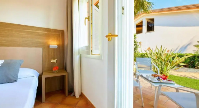 Полулюкс Paestum Inn Beach Resort