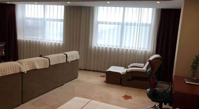 Jiatian Hotel, Rezervasyon Otel Guangdong otoparklı oteller, Otopark