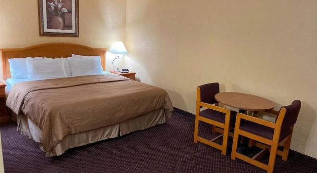 Americas Best Value Inn - Lawrenceburg, Rezerwuj Hotel Lawrenceburg Tennessee