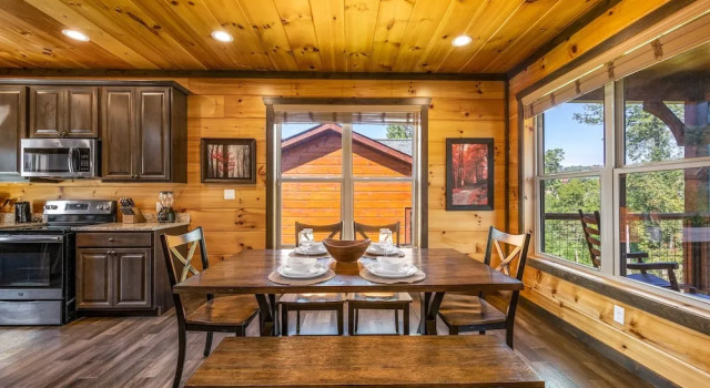 Номер Standard с 3 комнатами Mountain Skyy 3 Bedroom Cabin by RedAwning