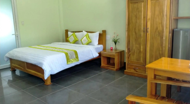 Двухместный номер Deluxe с балконом и с видом на море BIỂN ĐỒI Bungalow