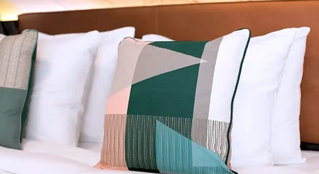 Номер Standard с балконом Leonardo Hotel Rotterdam Savoy