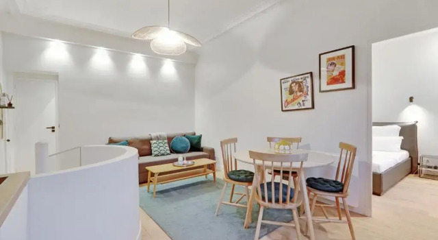 Pick A Flat's Apartment in Neuilly sur Seine - Avenue Charles de Gaulle