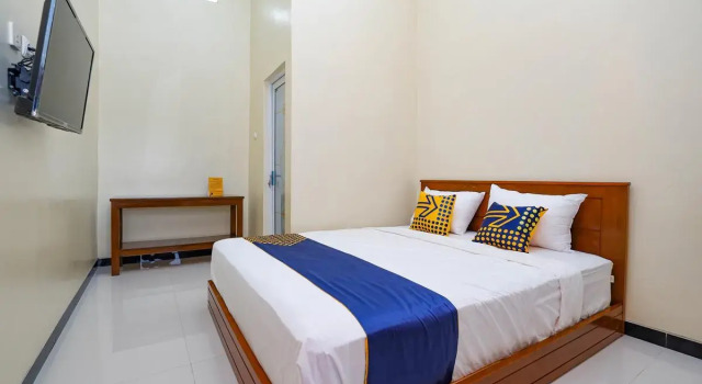 SPOT ON 2790 Bintang Selatan Syariah, Réserver Hôtel Karanganyar Central Java