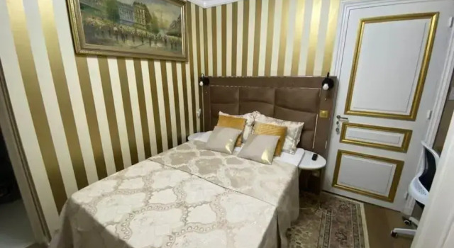 Renovated 23 2br 6p Champs Elysees-Arc de Triomphe, Забронировать Отель Отели Парижа с парковкой, рядом с Свято-Троицкий собор и Русский православный духовно-культурный центр, Парковка
