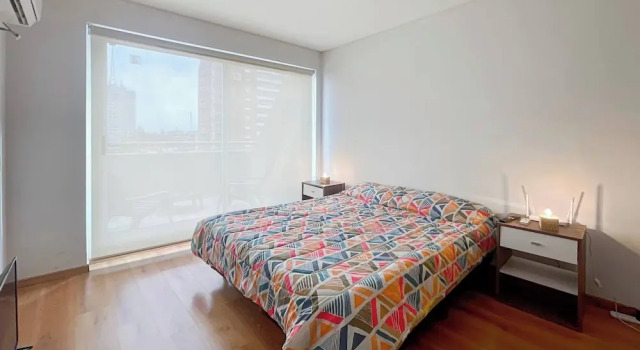 Spacious Studio in San Telmo With Balcony, Gym & Pool, Rezerwuj Apartament San Telmo Buenos Aires