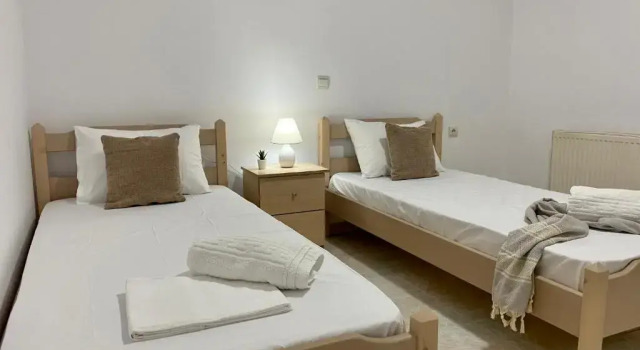 Elgreco Apartment in Kos center, rustic & spacious 3, Забронировать Апартаменты/квартира Отели острова Коса с парковкой, рядом с Мечеть Лоджии, Парковка