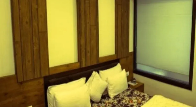 Hotel Bhabha
