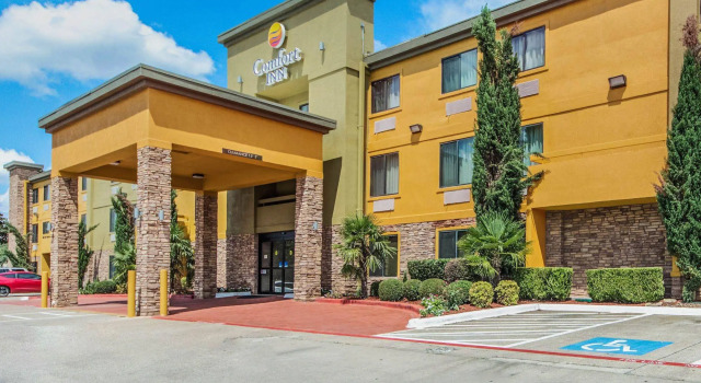 Comfort Inn Dallas Park Central