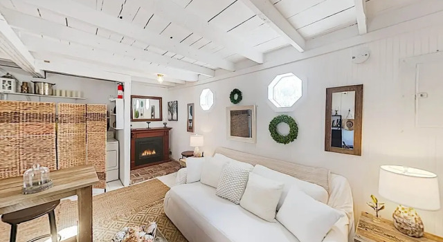 New Listing! Charming Bayside Barn W/ Fire Pit 2 Bedroom Home, Забронировать Дом для отпуска Коттеджи Мэна, Коттедж