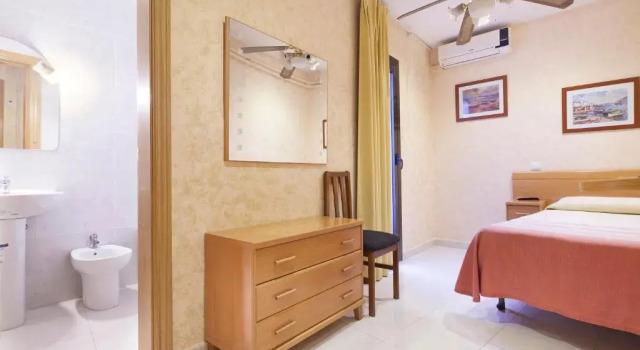 Одноместный номер Standard с балконом Hotel Fornos